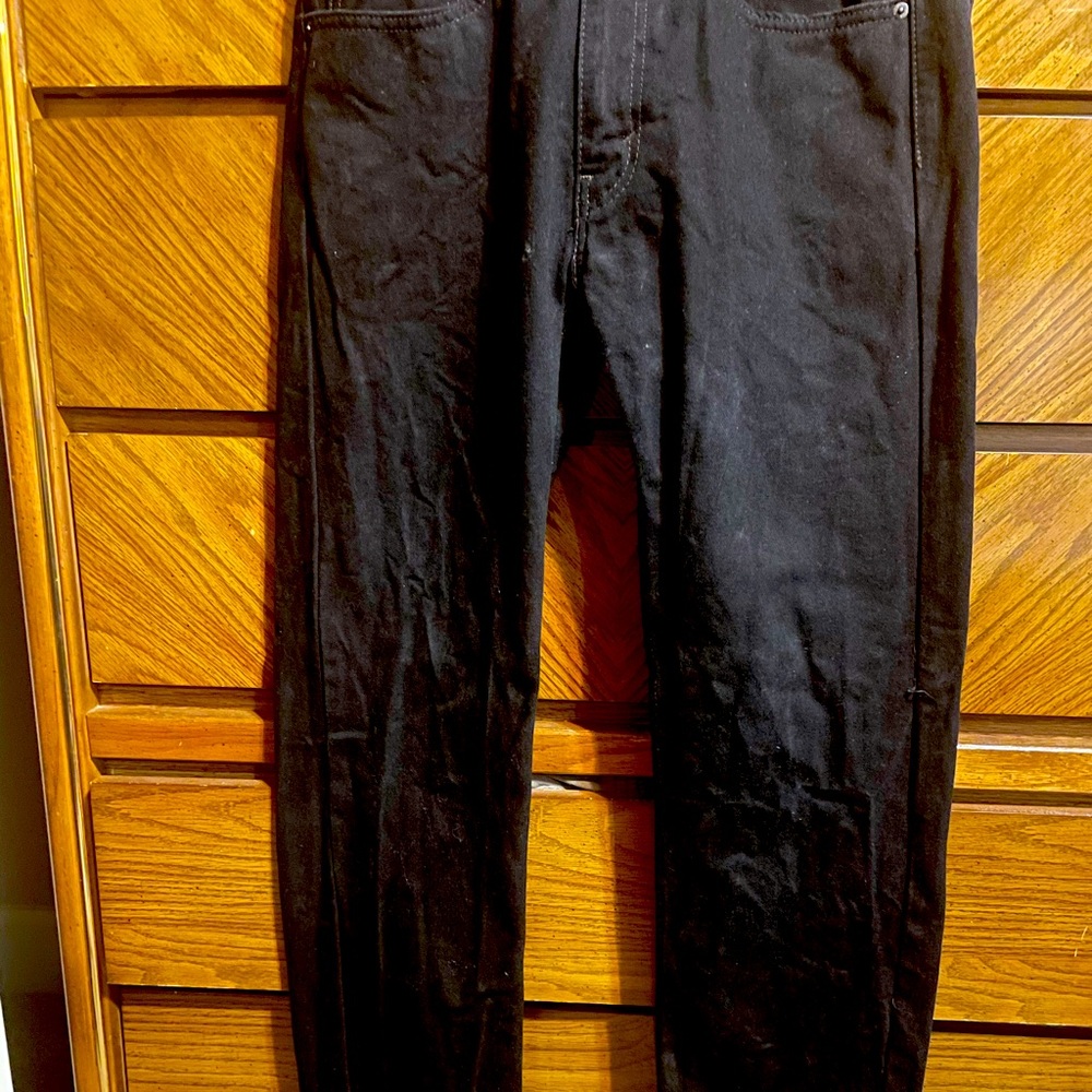 Levis men black 32 x 32